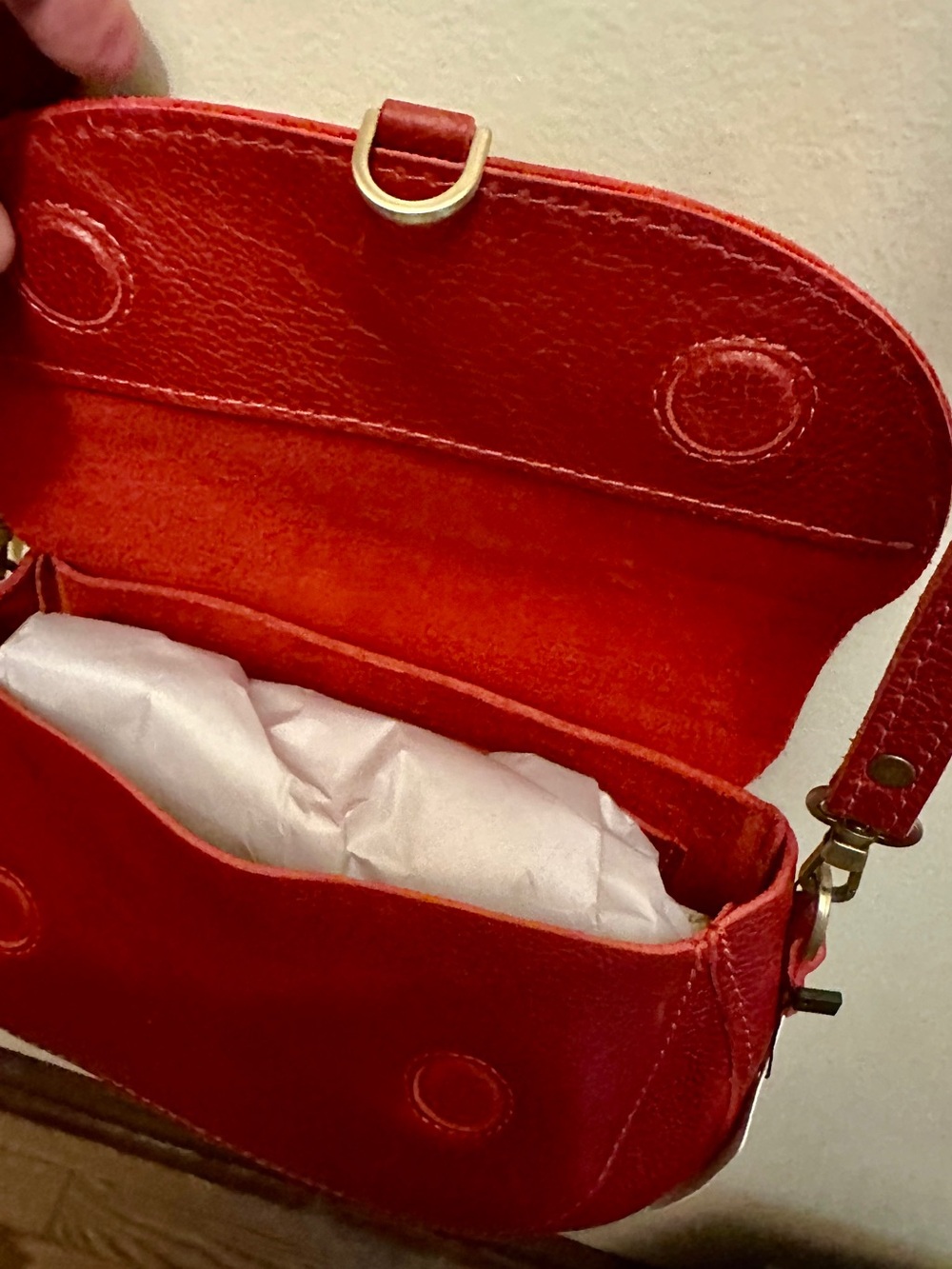 LARGE New Portland Leather Monaco Chili Red Leather Crossbody Premium with Tag - Picture 8 of 14